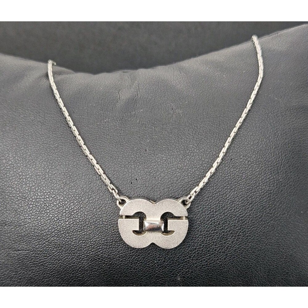 Givenchy 1980 G-Link Silver Tone Double G Logo Pendant Necklace 14" Choker